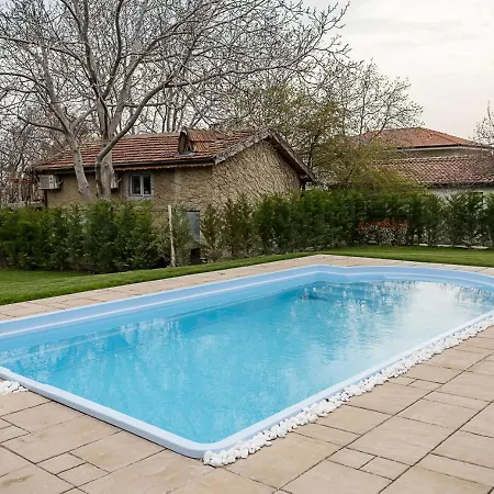 Private With 5bd, Pool & Stunning Sea Views By Flat Mаnаger Varna