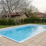 Private With 5bd, Pool&stunning Sea Views By Flat Mаnаger Варна