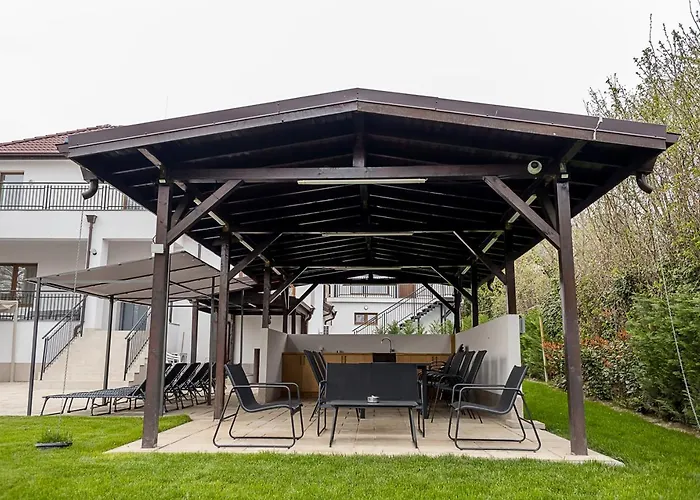 Private With 5bd, Pool & Stunning Sea Views By Flat Mаnаger Варна