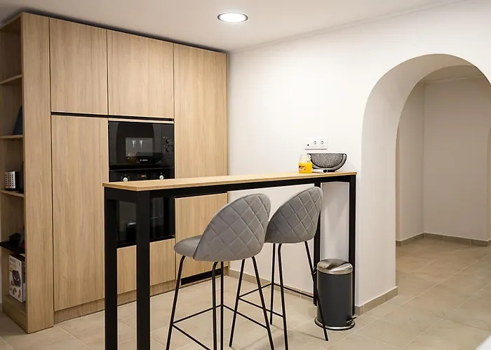 Луксозна вила Private With 5bd, Pool & Stunning Sea Views By Flat Mаnаger *